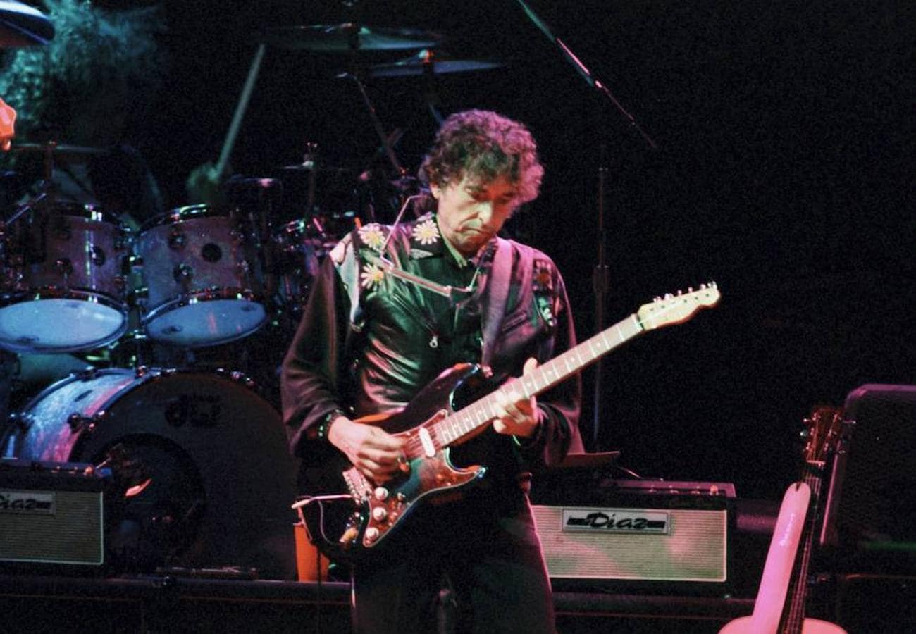 Bod Dylan durante un concierto que ofreció durante el «Gurtenfestival» en Berna, Suiza, en 1997