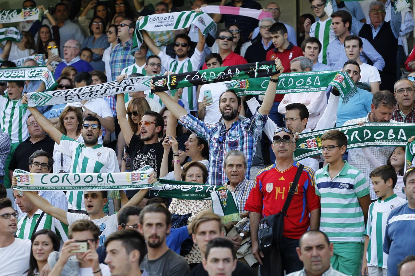 Las imágenes de la grada en el Córdoba CF-Sevilla Atlético