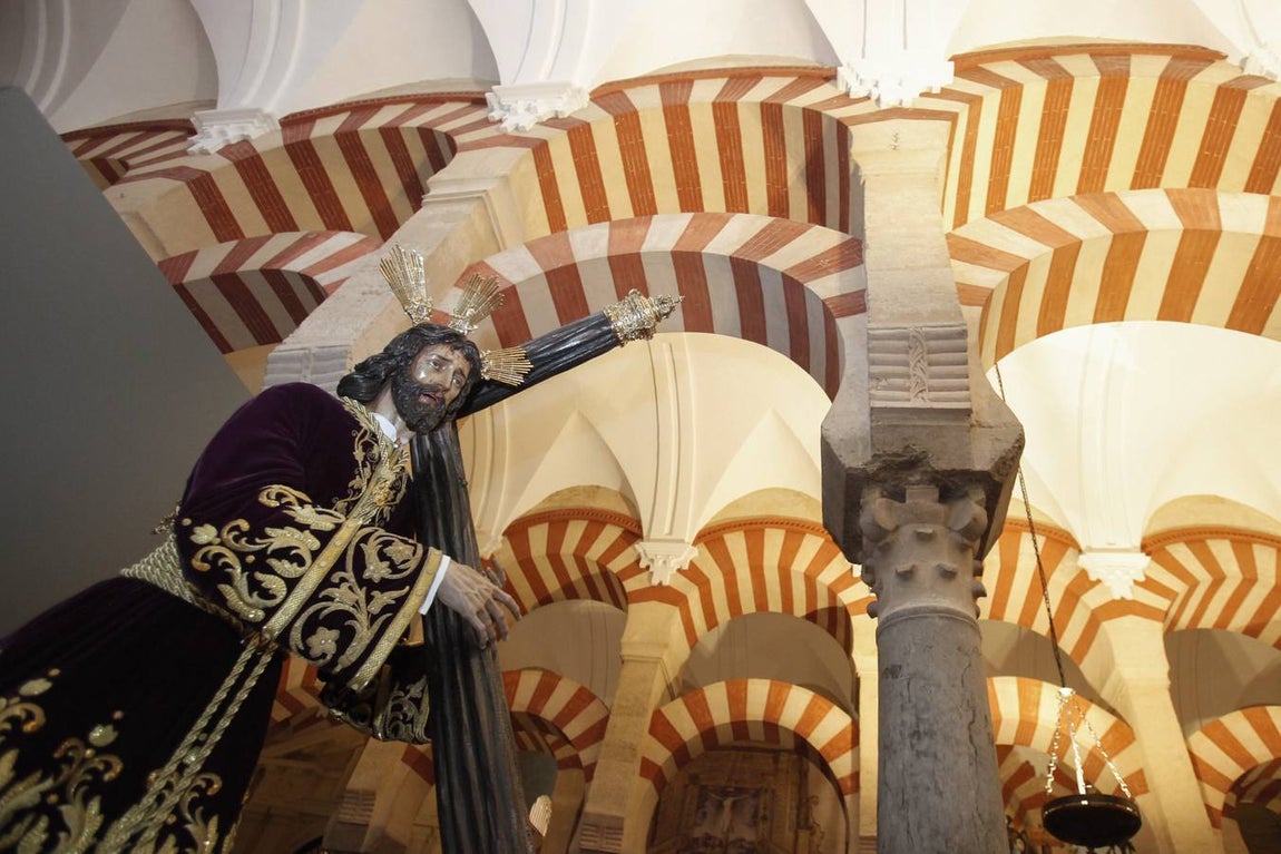 La exposición de la Vera-Cruz, en imágenes