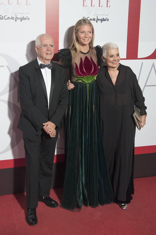 Gwyneth Paltrow junto a la familia Tous. 