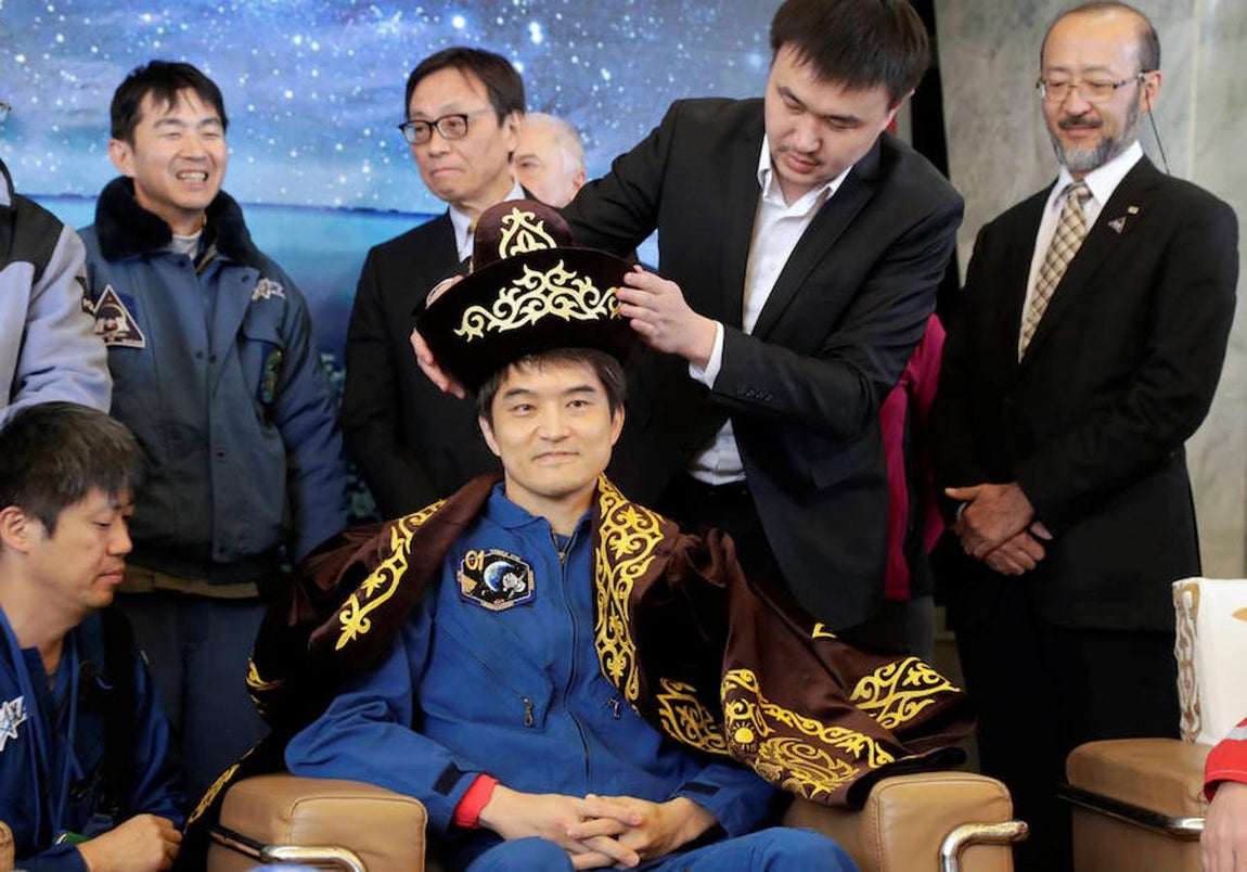 Agasajos tras 115 días en la Estación Espacial Internacional