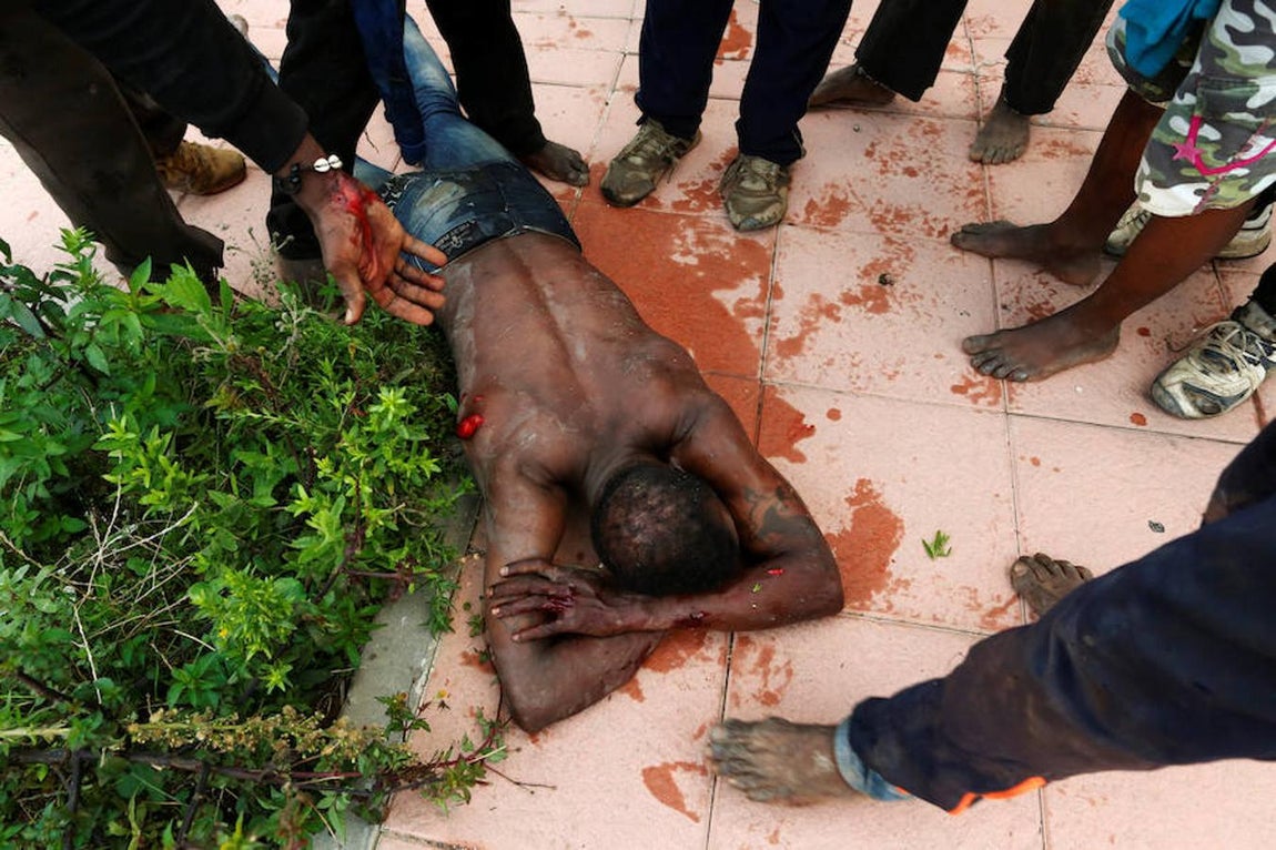 Fuentes de la Delegación del Gobierno en Ceuta han informado a Efe de que todavía no se ha podido concretar el número exacto de inmigrantes que han entrado. Reuters