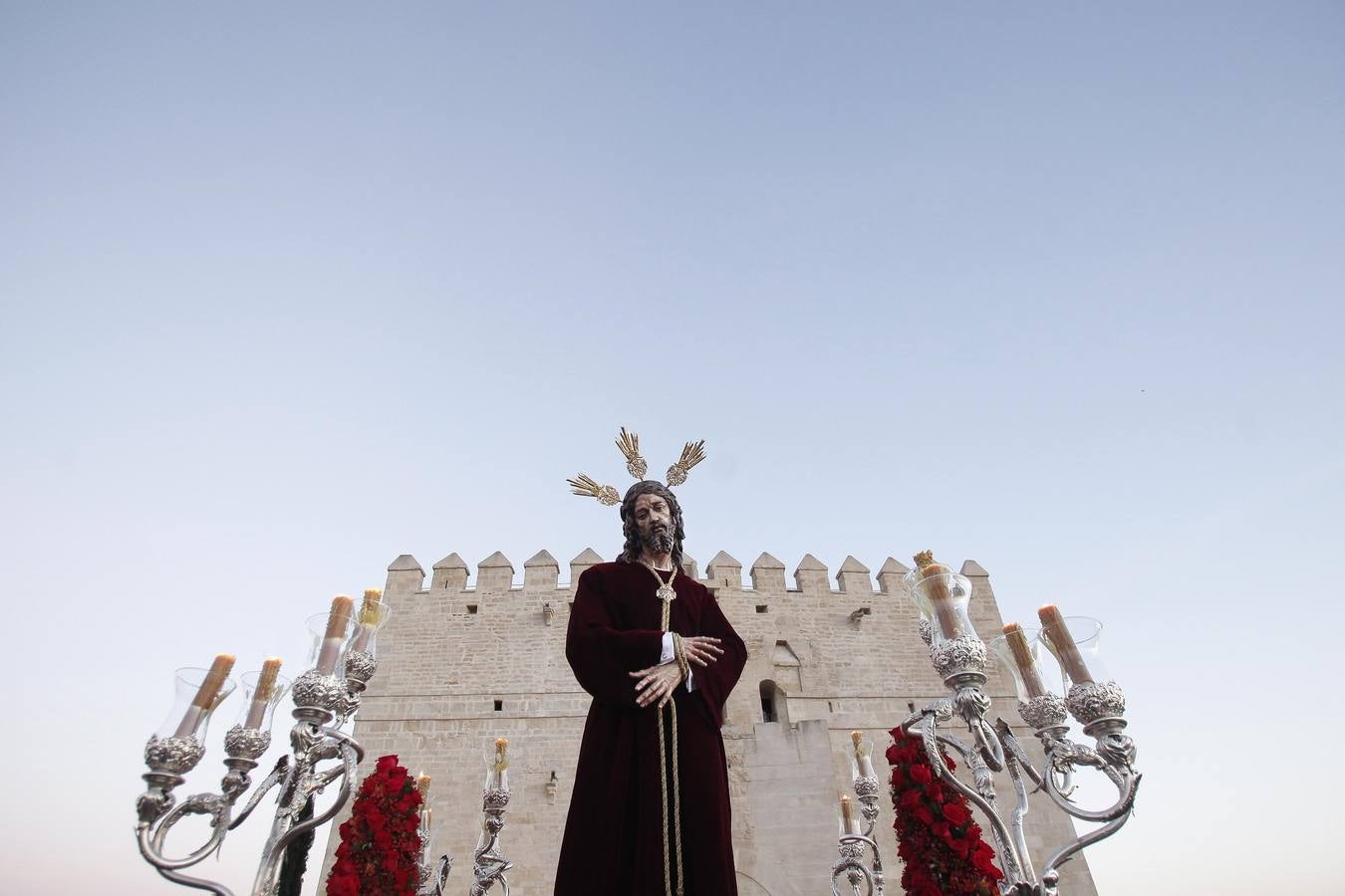 Estampas del Vía Crucis del Señor del Silencio a la Catedral de Córdoba