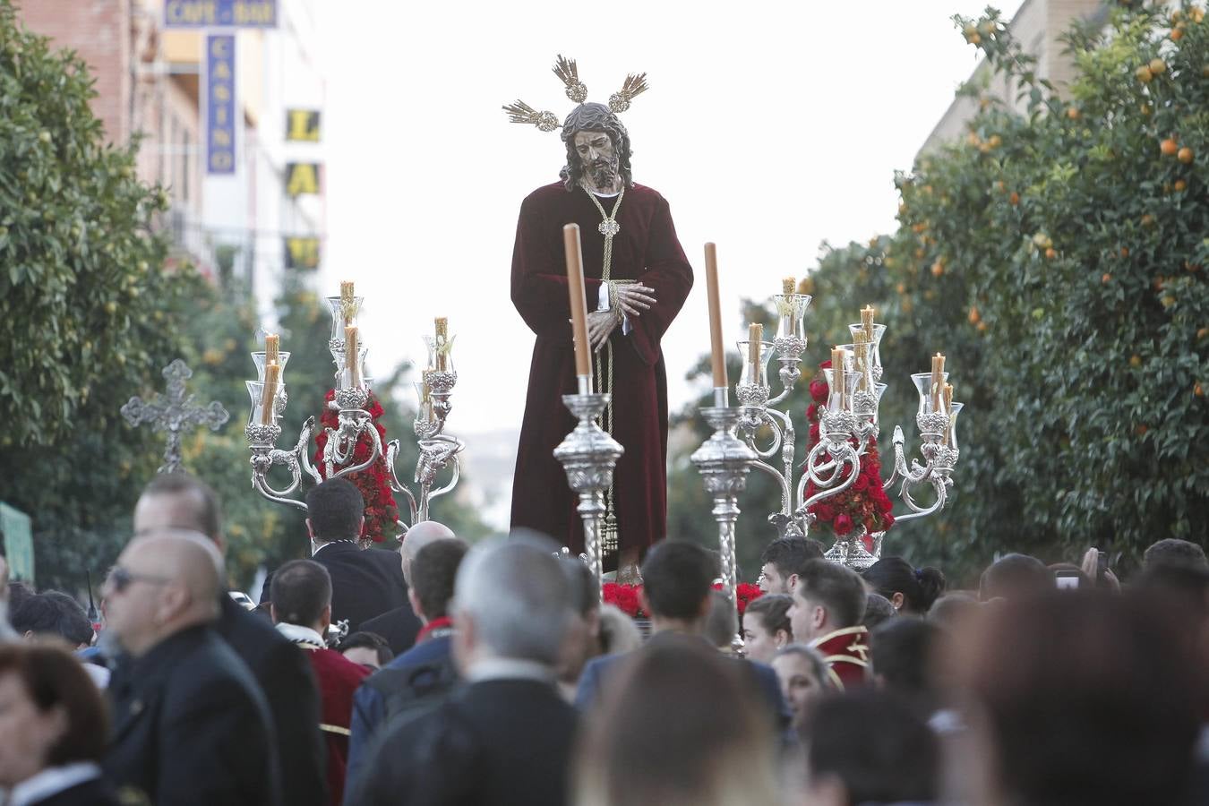 Estampas del Vía Crucis del Señor del Silencio a la Catedral de Córdoba