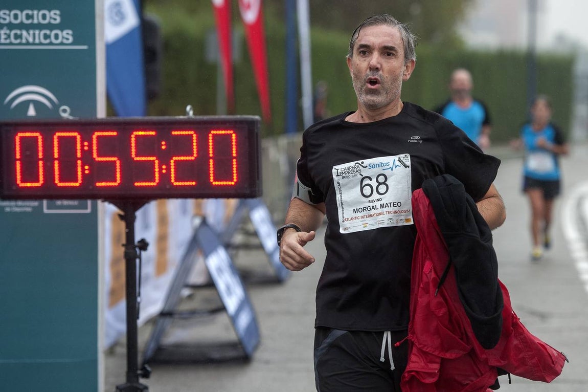 La I Carrera de Empresas ESIC-ABC de Sevilla, en imágenes