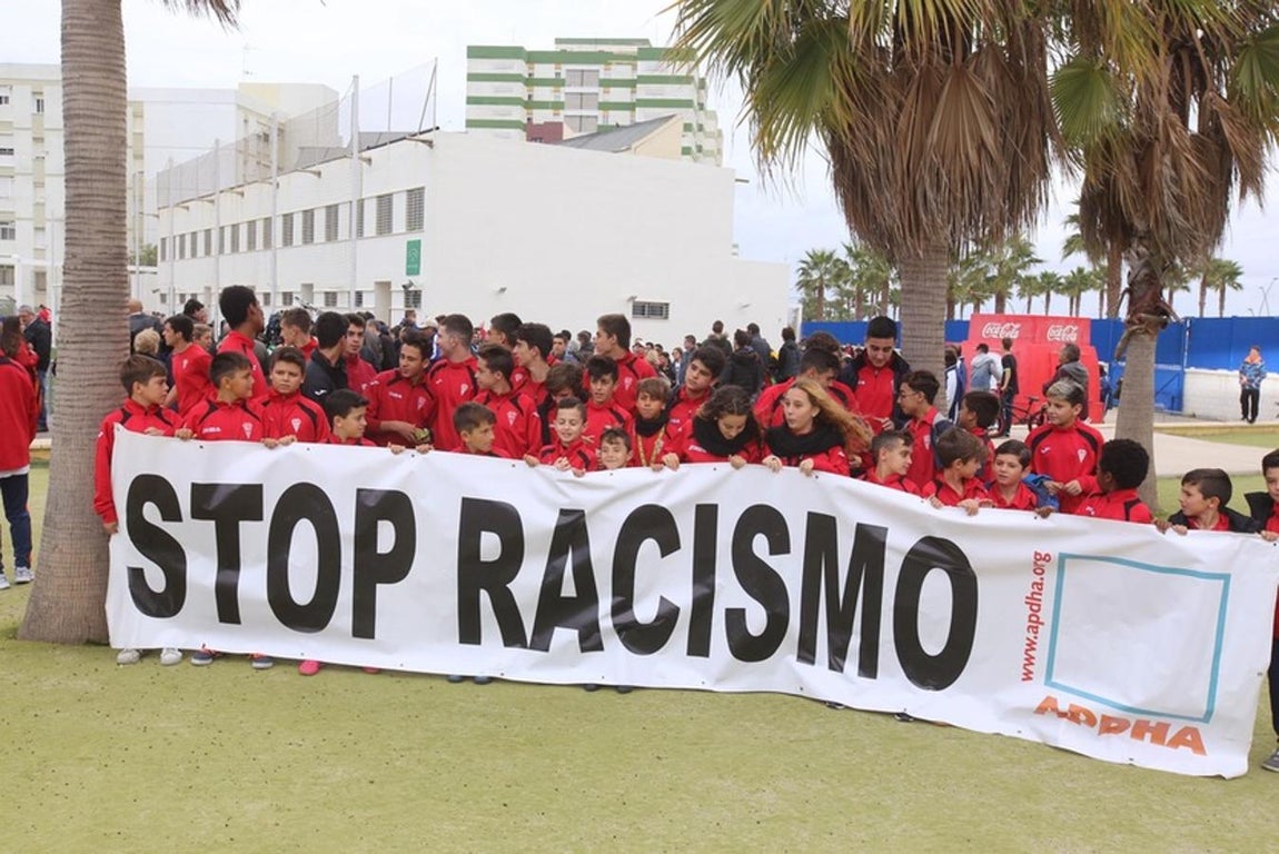 Las imágenes de la concentración de apoyo a Etienne