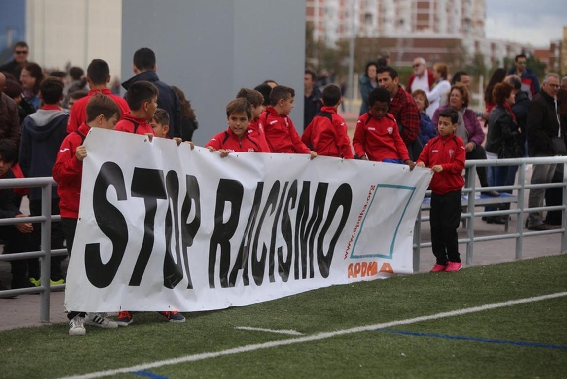 Las imágenes de la concentración de apoyo a Etienne