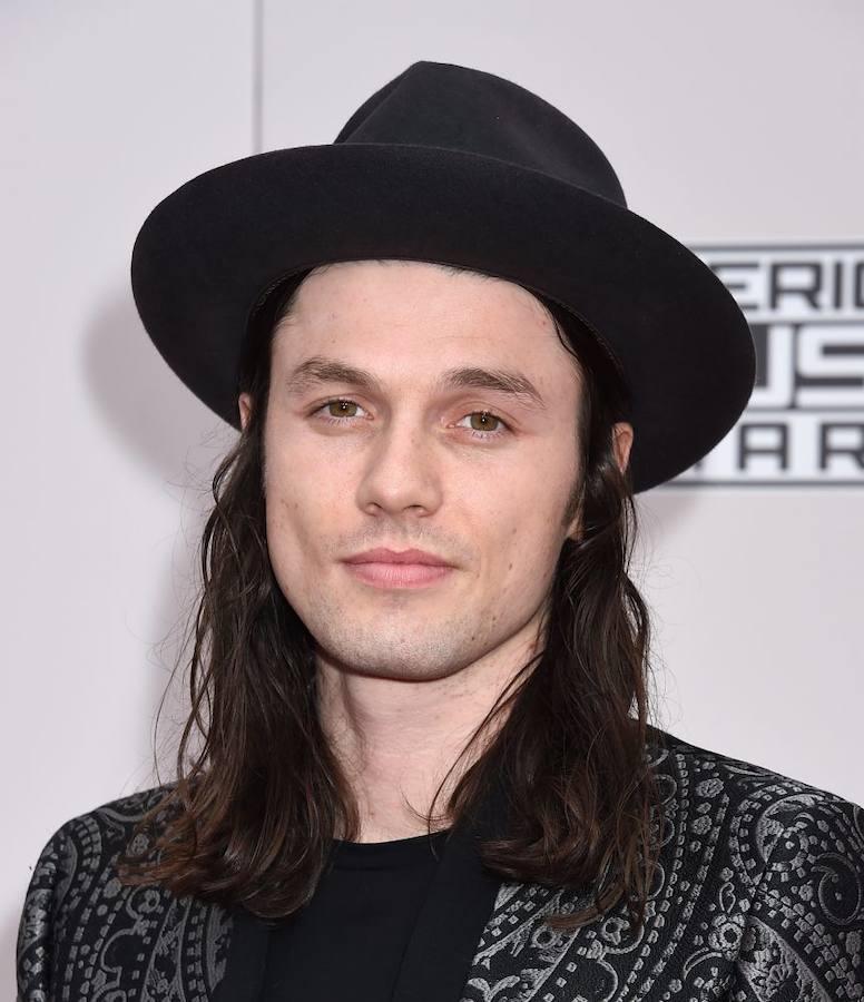James Bay, en la alfombra roja. 