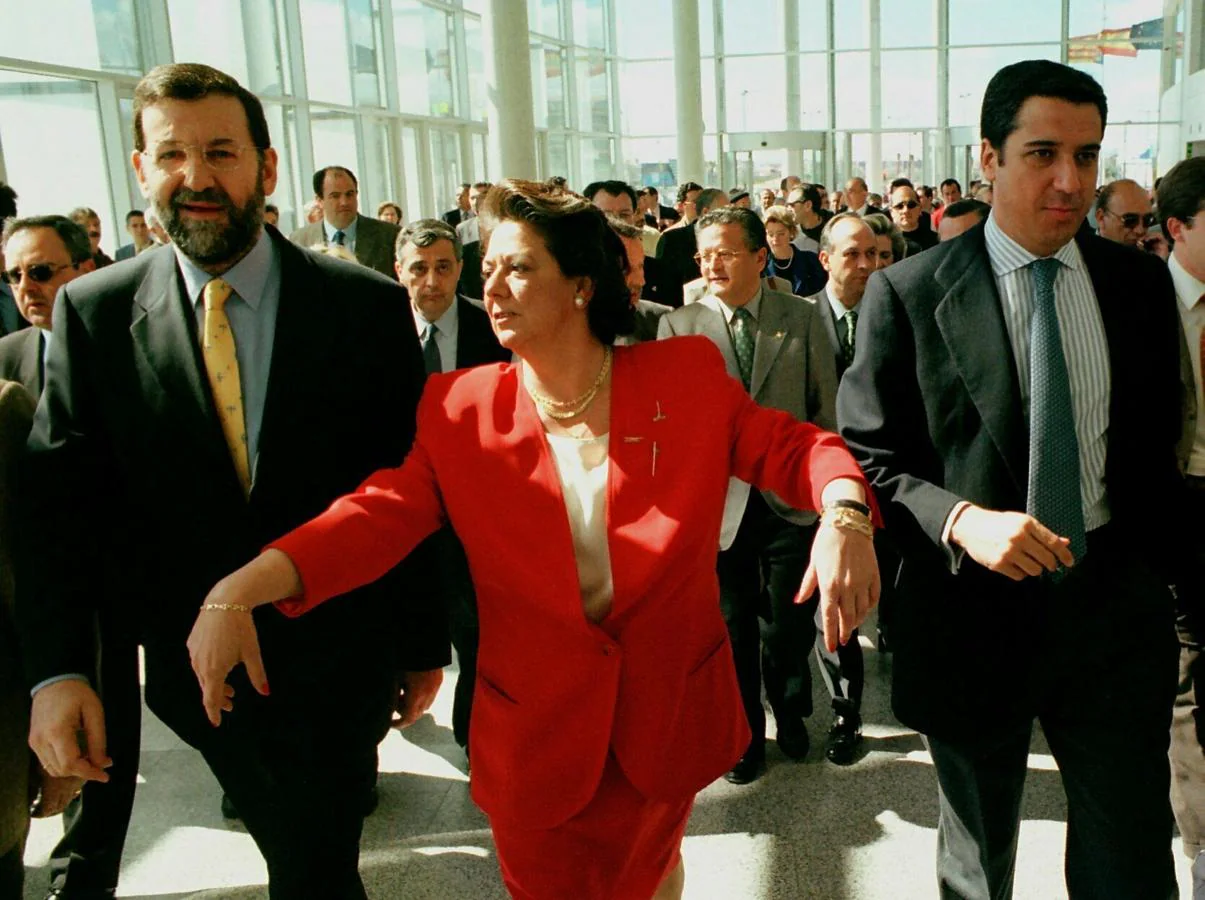 Rita Barberá junto a Mariano Rajoy y Eduardo Zaplana