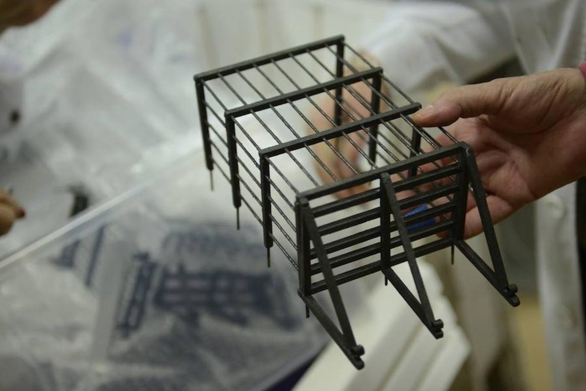 2. La verja de una ventana, que refleja el detalle con que se está confeccionando este Nacimiento