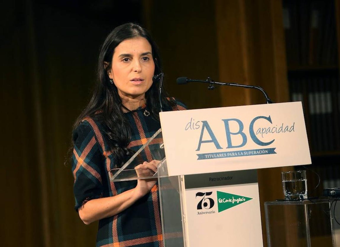 Montserrat Lluis, subdirectora de ABC, durante las II Jornadas sobre Discapacidad «Titulares para la superación».. 