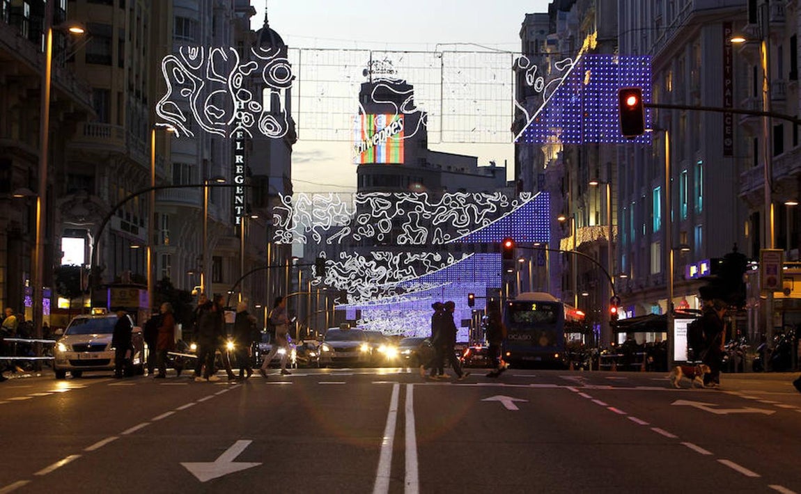 Caos de circulación en la Gran Vía madrileña. 