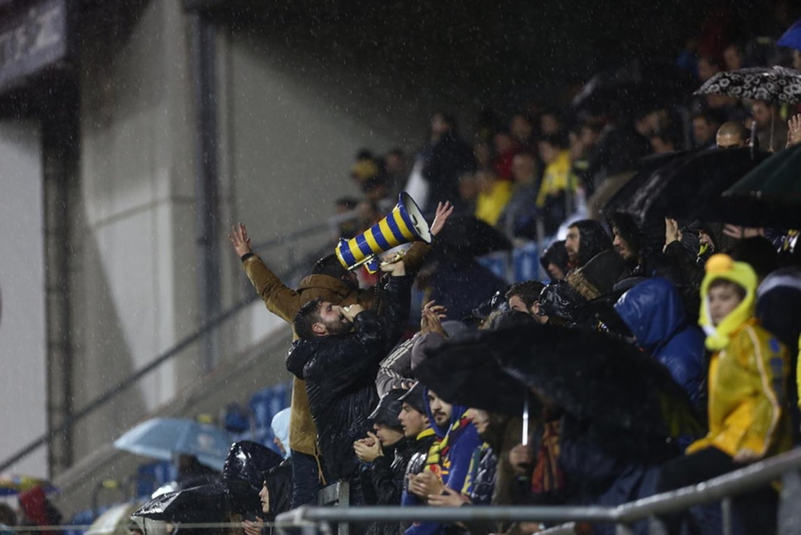 ¿Has estado en el partido? Búscate