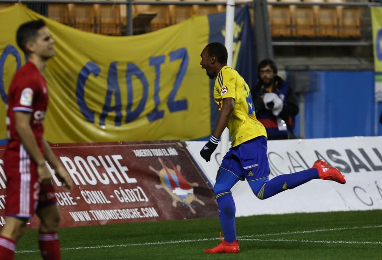 Las imágenes del Cádiz CF- Real Zaragoza