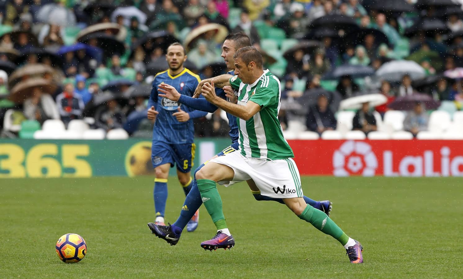 Sufrido empate del Betis en casa (3-3)