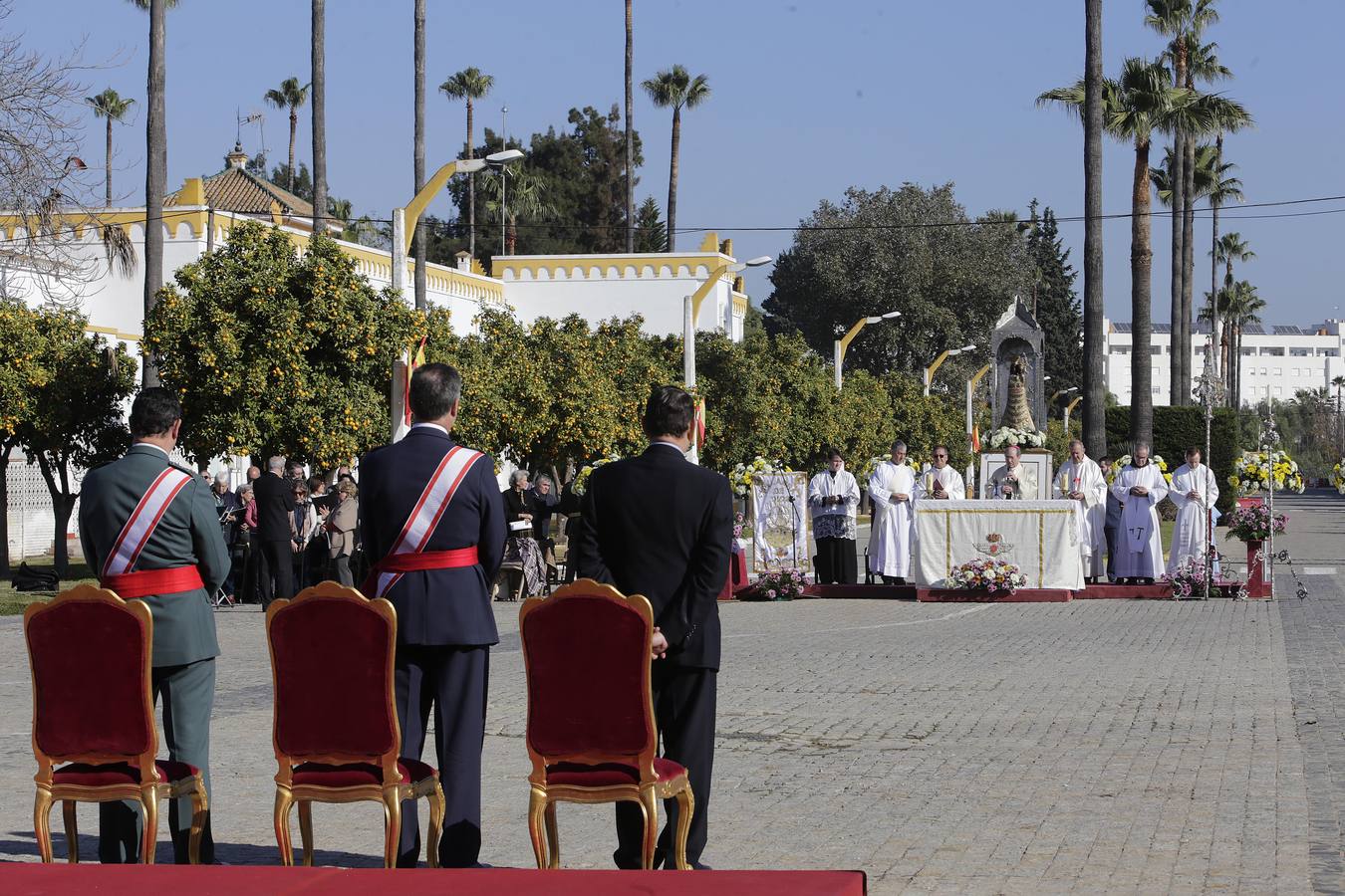 Multitudinaria celebración de la Virgen de Loreto en Tablada