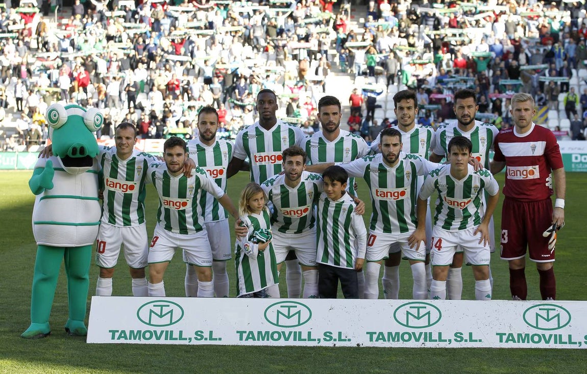 El ambientazo del Córdoba-Cádiz en El Arcángel, en imágenes