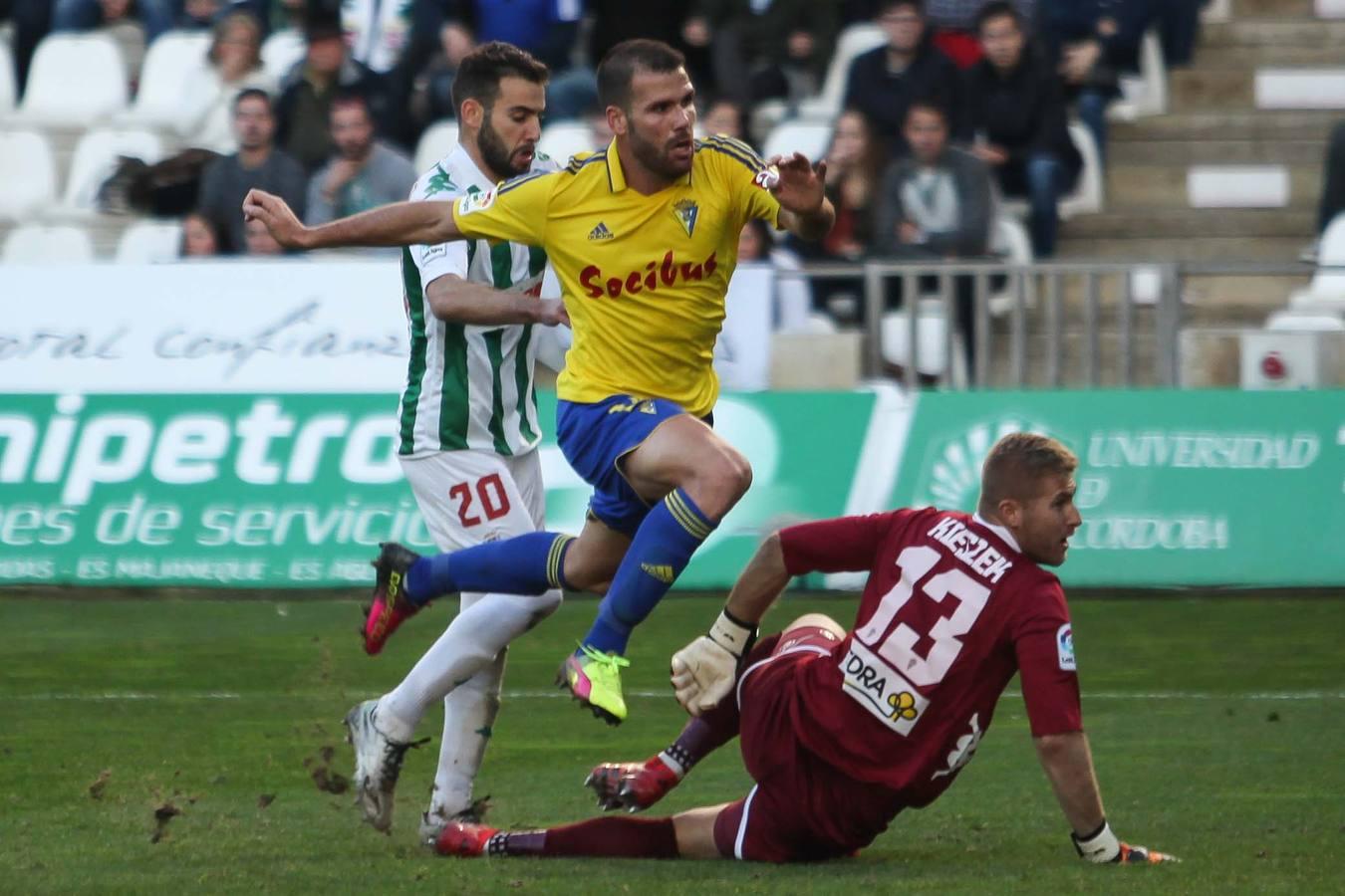 El partido del Cádiz CF frente al Córdoba en imágenes