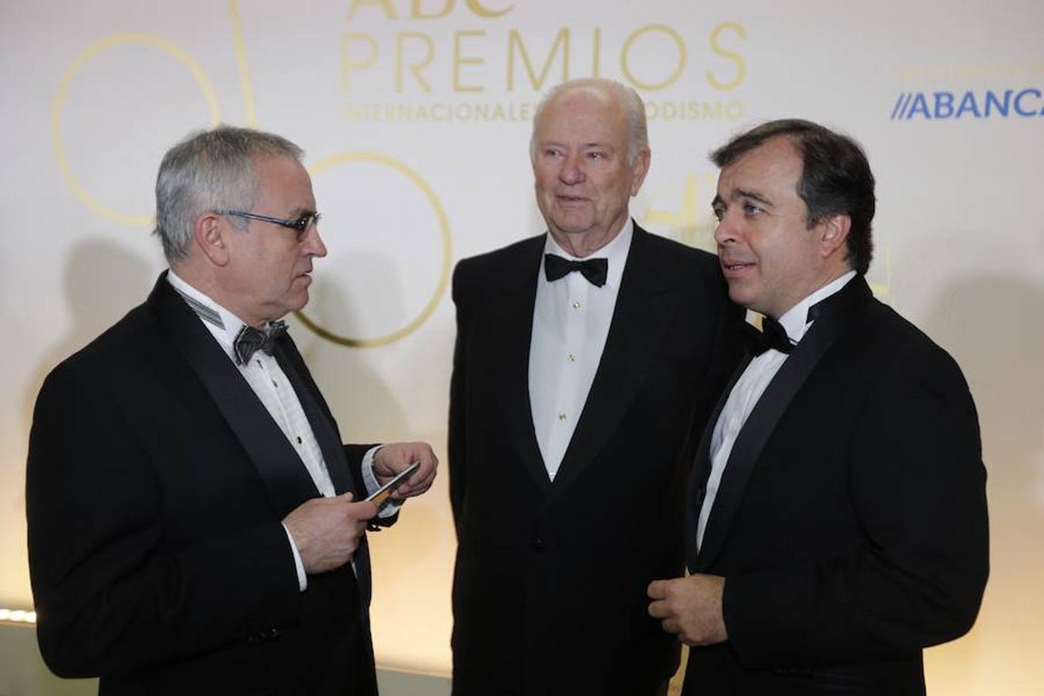 González Toribio, Etcheverría y Botas, de Abanca, en ABC.. 