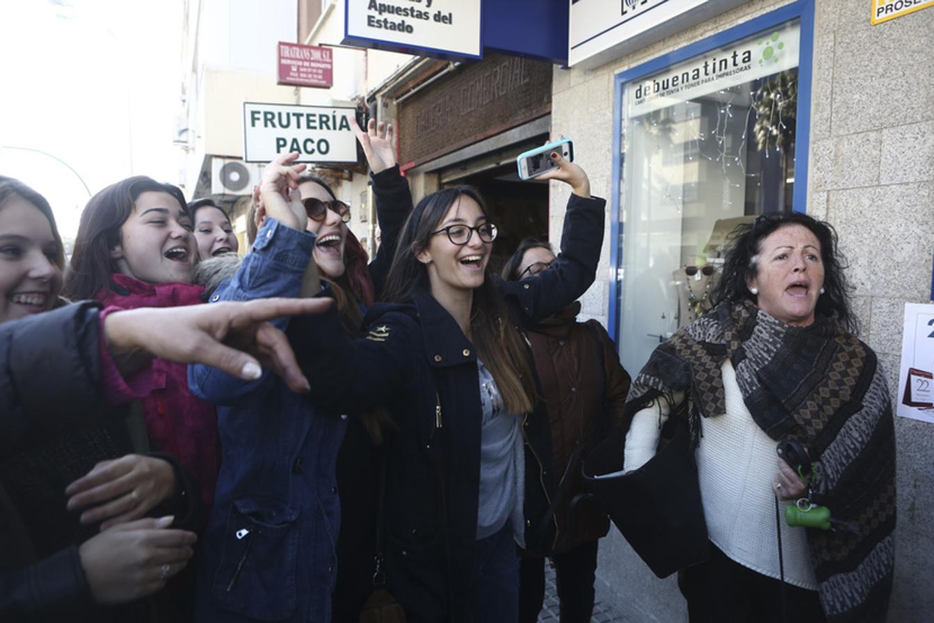 Fotos: Alegría desbordada en Cádiz por el segundo premio