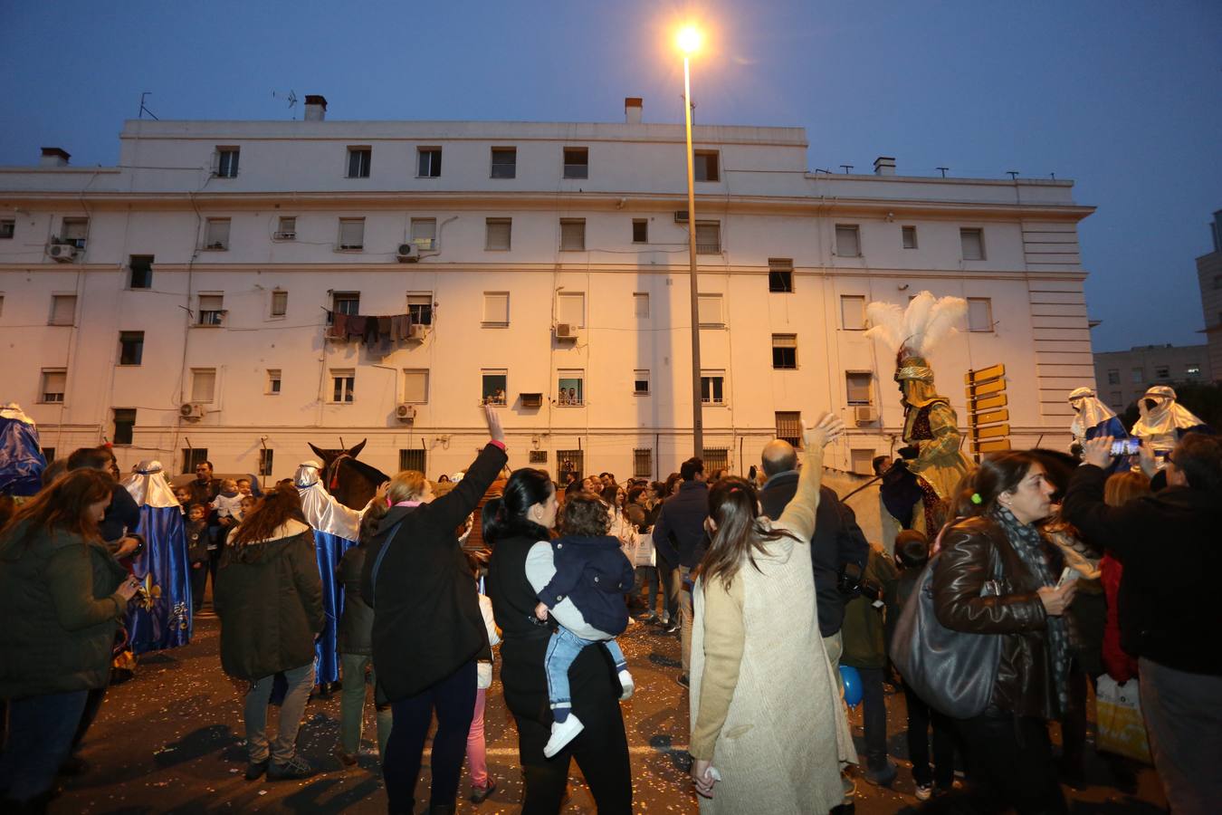 El Heraldo del Porvenir recorre las calles del barrio