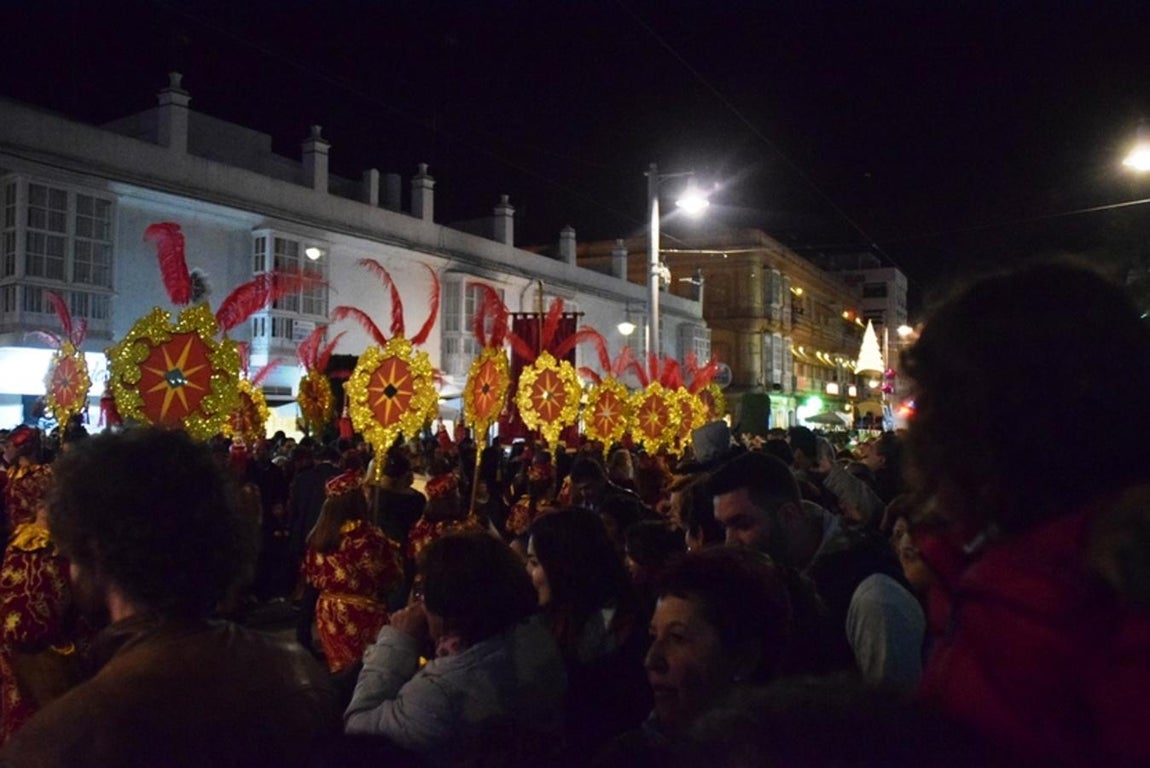 FOTOS: El paso de los Reyes Magos por las ciudades de la Bahía