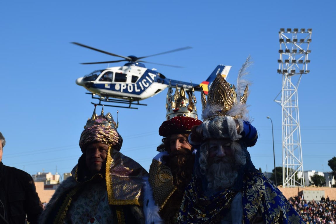 FOTOS: El paso de los Reyes Magos por las ciudades de la Bahía