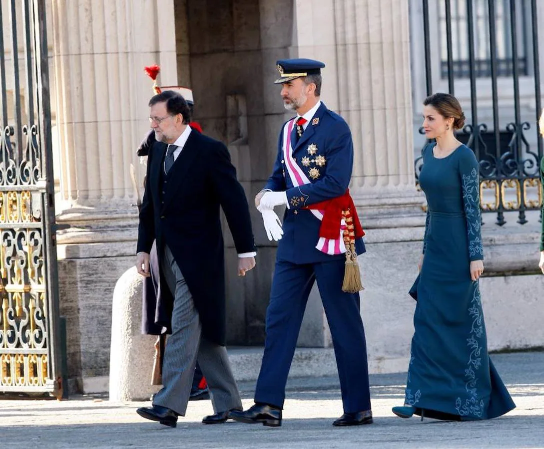 El presidente del Gobierno, Mariano Rajoy, y el ministro del Interior asistieron con el chaqué recomendado para los señores civiles.