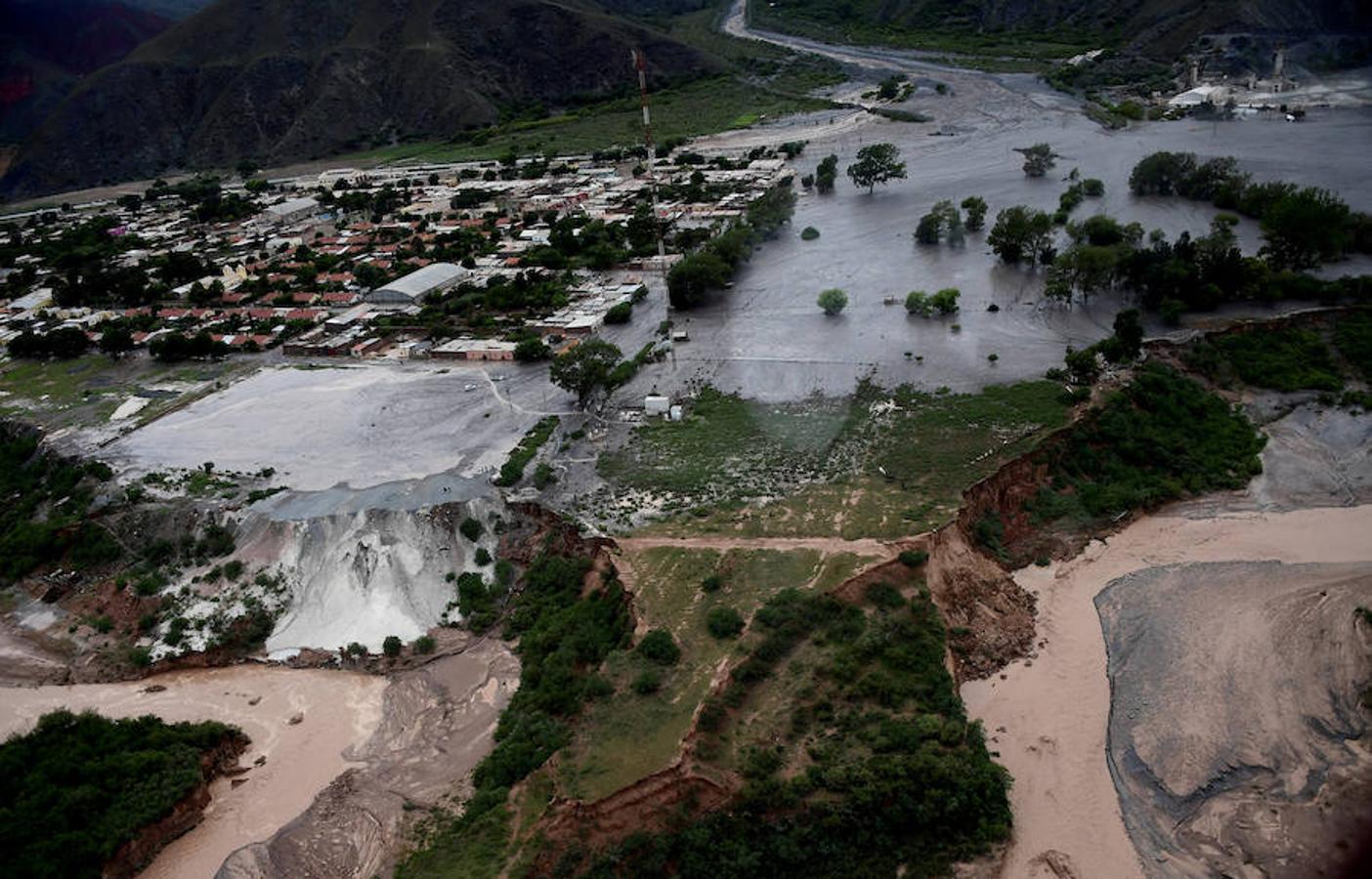 Un descomunal alud de tierra obliga a suspender la novena etapa del Dakar