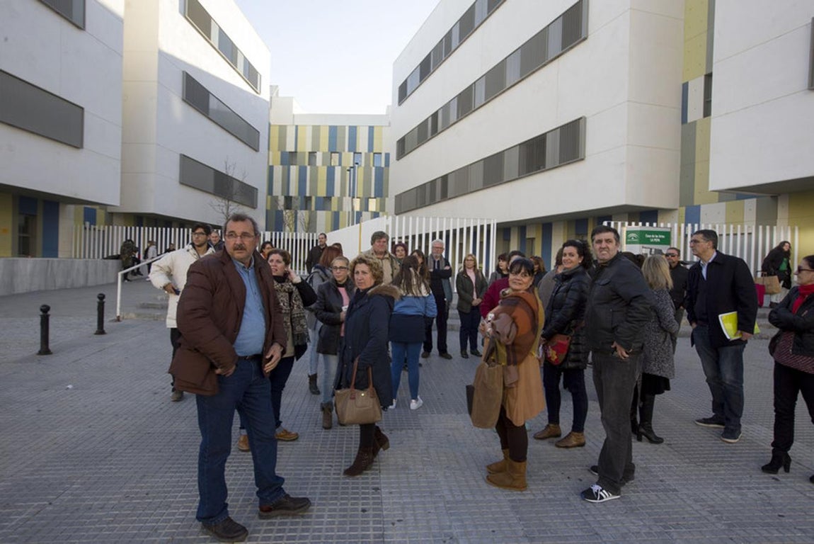El frustrado viaje escolar de la Escuela de Arte en imágenes