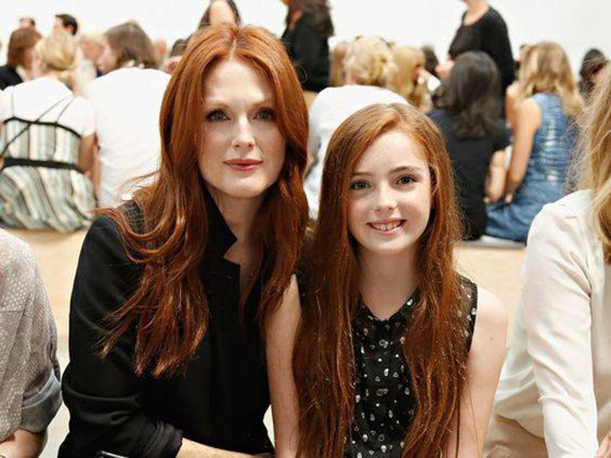 Julianne Moore y su hija Liv Helen. 