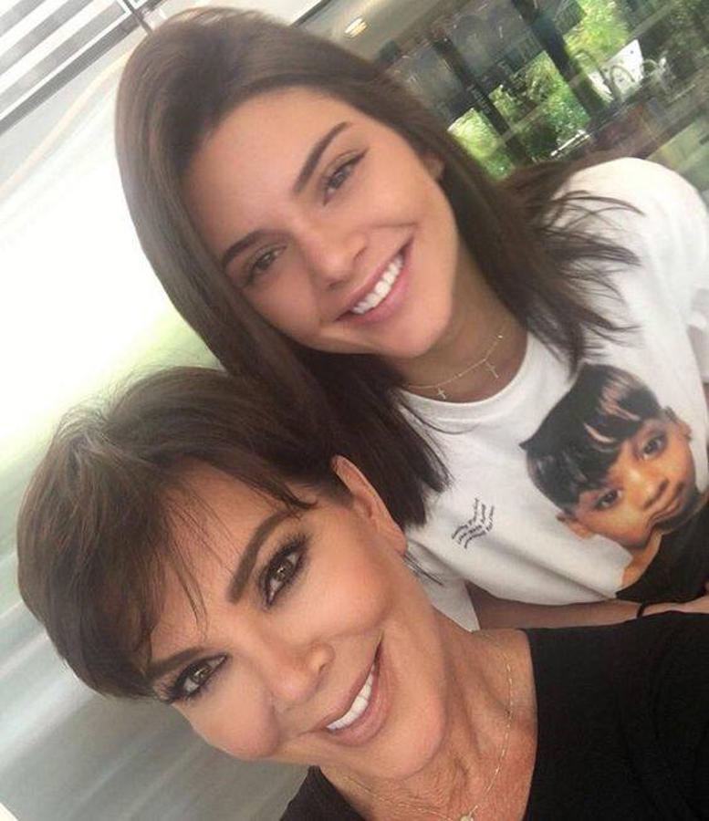 Kris y su hija Kendall Jenner. 