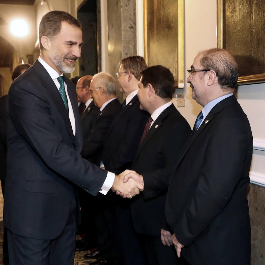 El presidente de Aragón, Javier Lambán, junto a Don Felipe. 