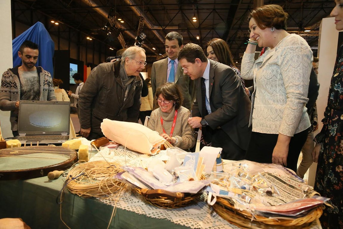 La inauguración del stand de Castilla-La Mancha en Fitur, en imágenes