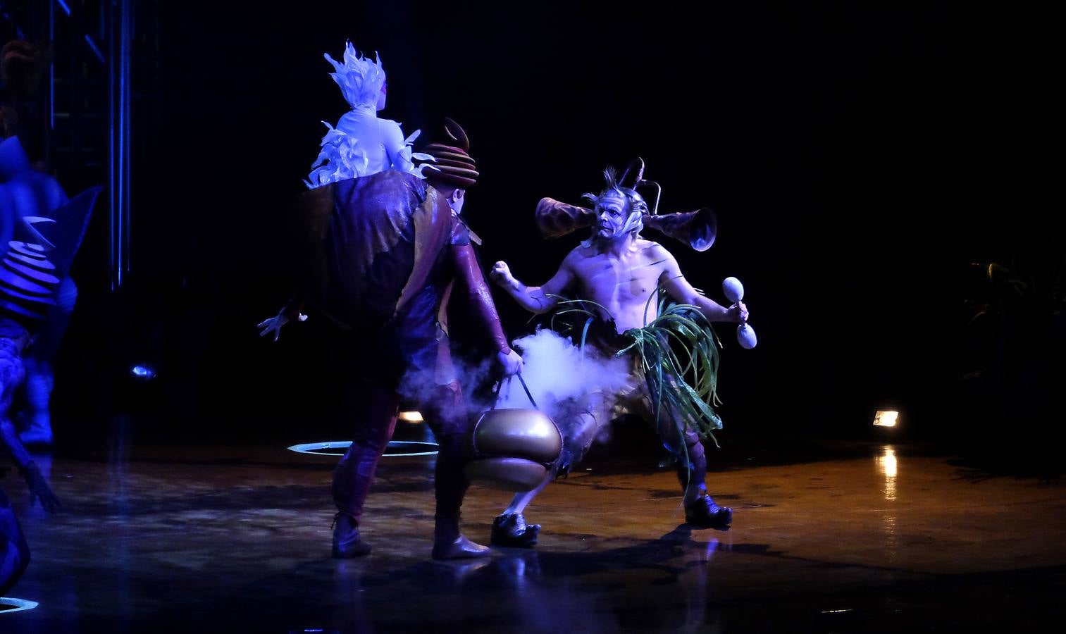 El espectáculo «Varekai» del Circo del Sol, en imágenes