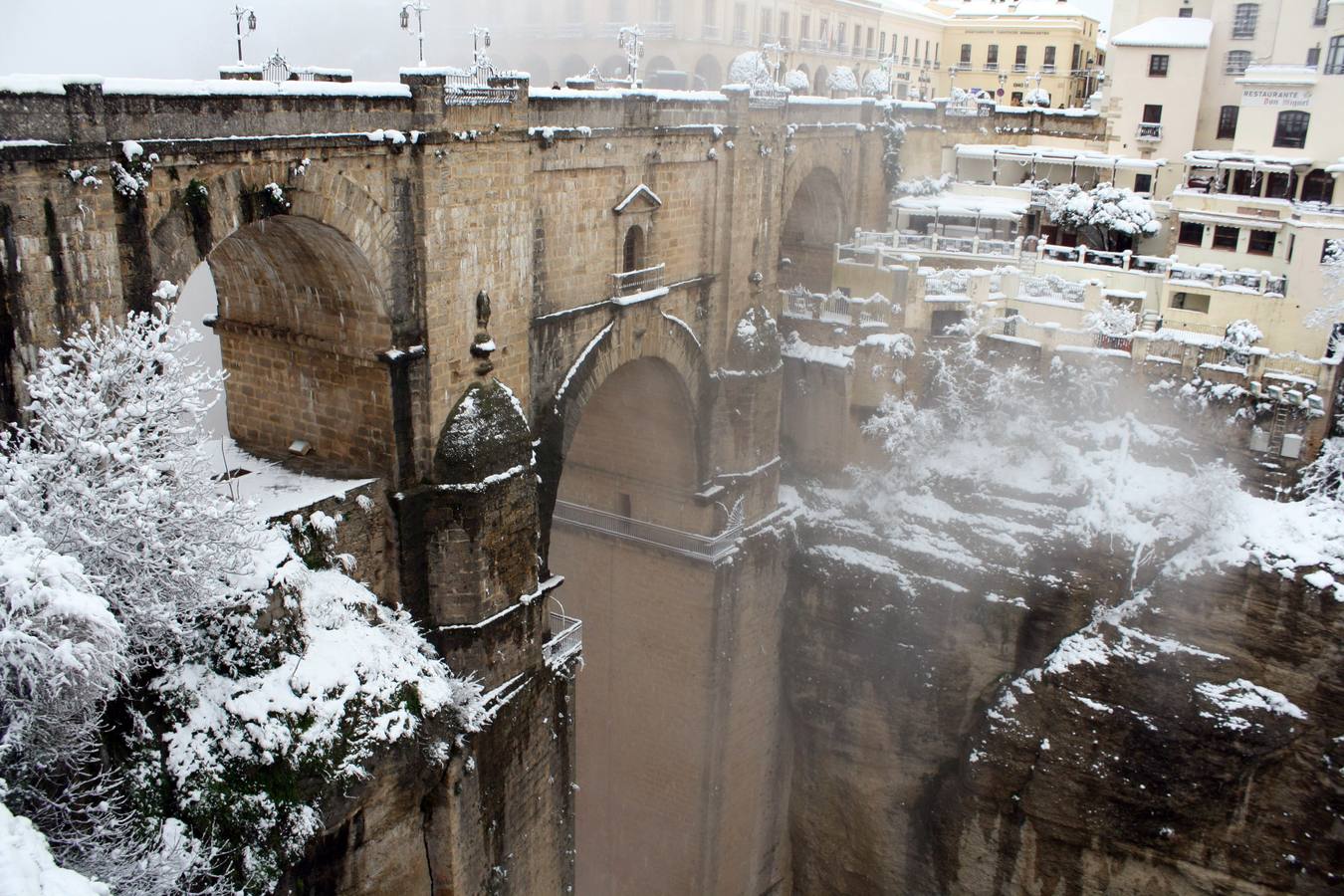 La nieve deja espectaculares estampas de Ronda y Antequera