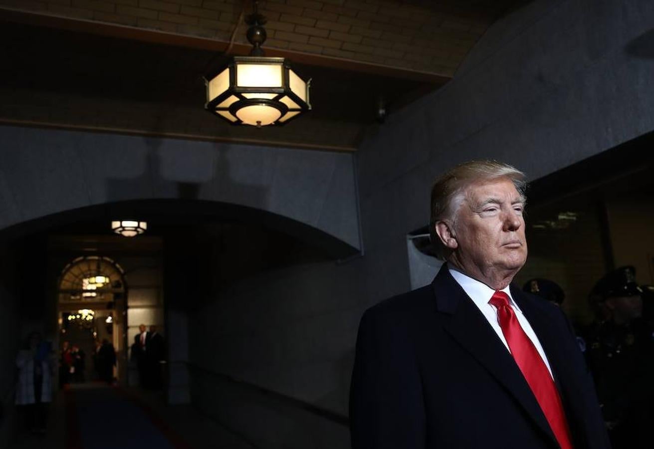 Trump, justo antes de salir ante el público en la ceremonia de inauguración. 