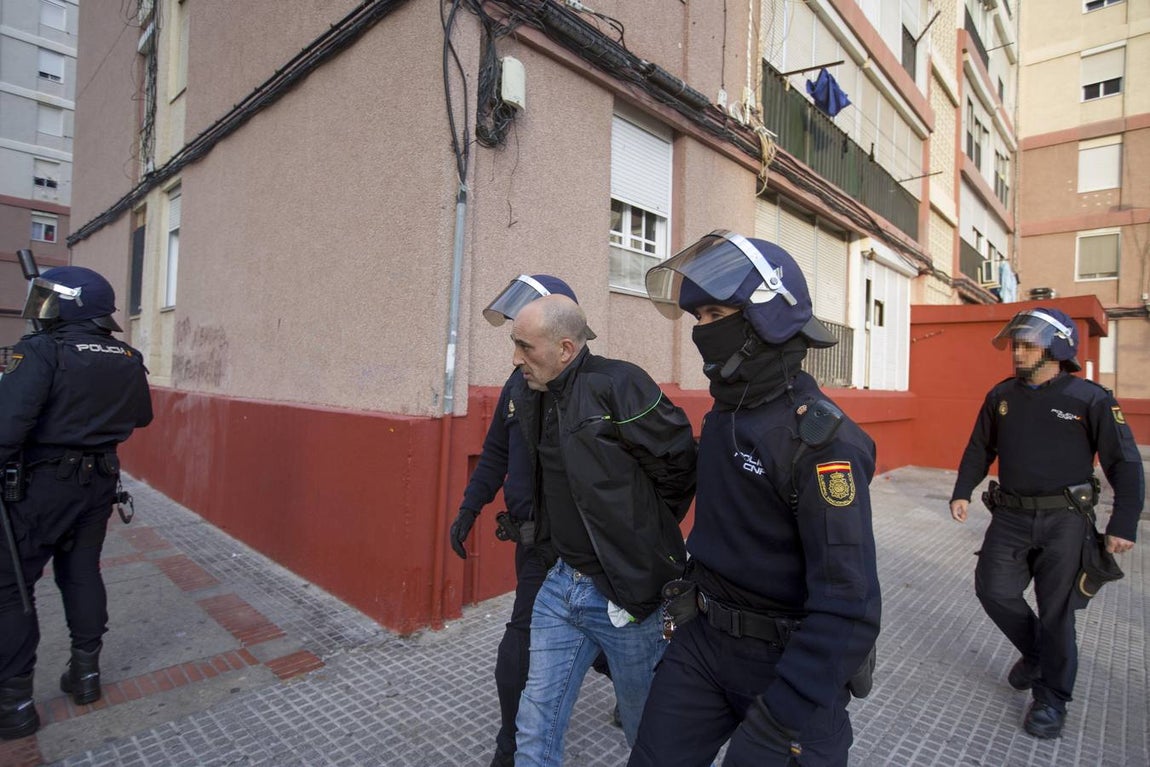 Golpe policial contra el tráfico de drogas en Guillén Moreno