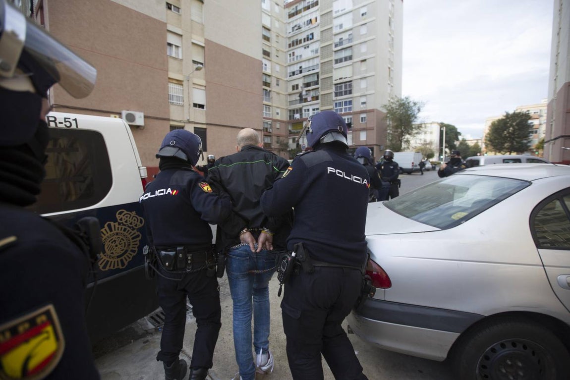 Golpe policial contra el tráfico de drogas en Guillén Moreno