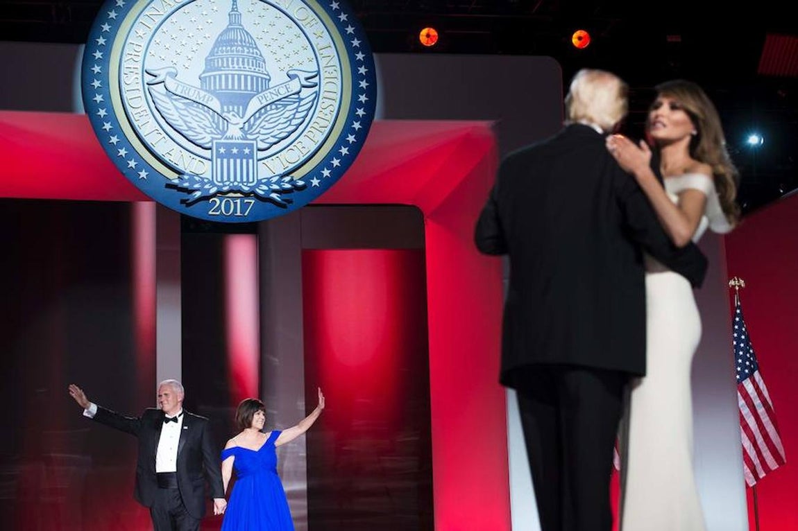 Ha sido el propio presidente Trump quien ha invitado a su vicepresidente al escenario.. 