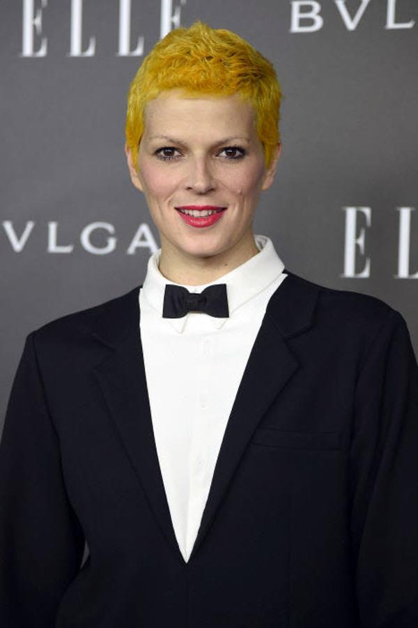 El diseñador actualmente lucha contra tres tumores cerebrales y mostró recientemente en la revista «Vogue» las secuelas de su operación. 