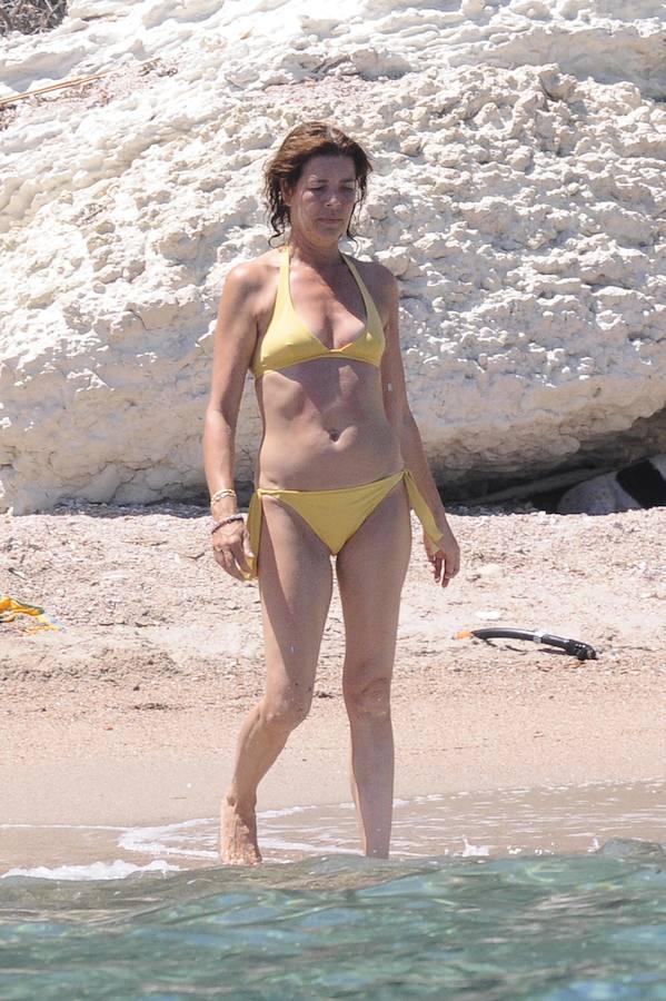Carolina de Mónaco de vacaciones por Cerdeña. 