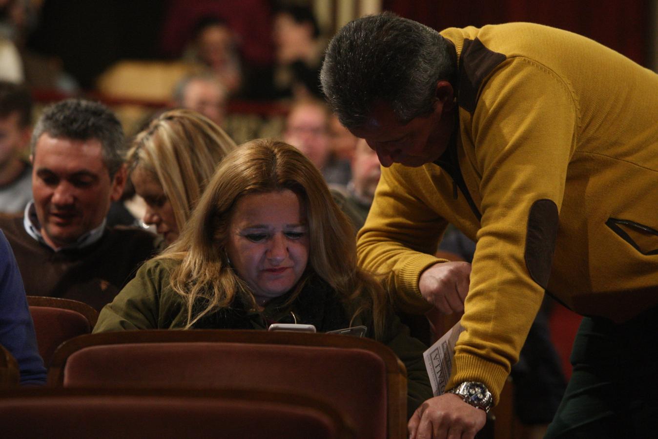 Búscate en el Falla. Fotos de ambiente cuarta sesión de preliminares COAC 2017