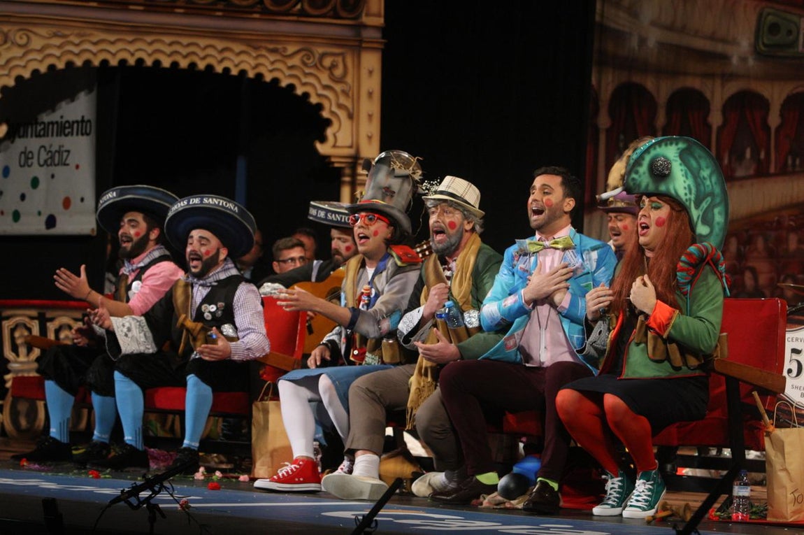 Fotos: Chirigota Los del lado oscuro... Cai!