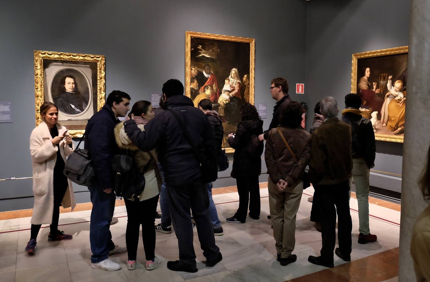 Jovenes autistas disfrutan de Murillo y Velázquez en la exposición de Focus