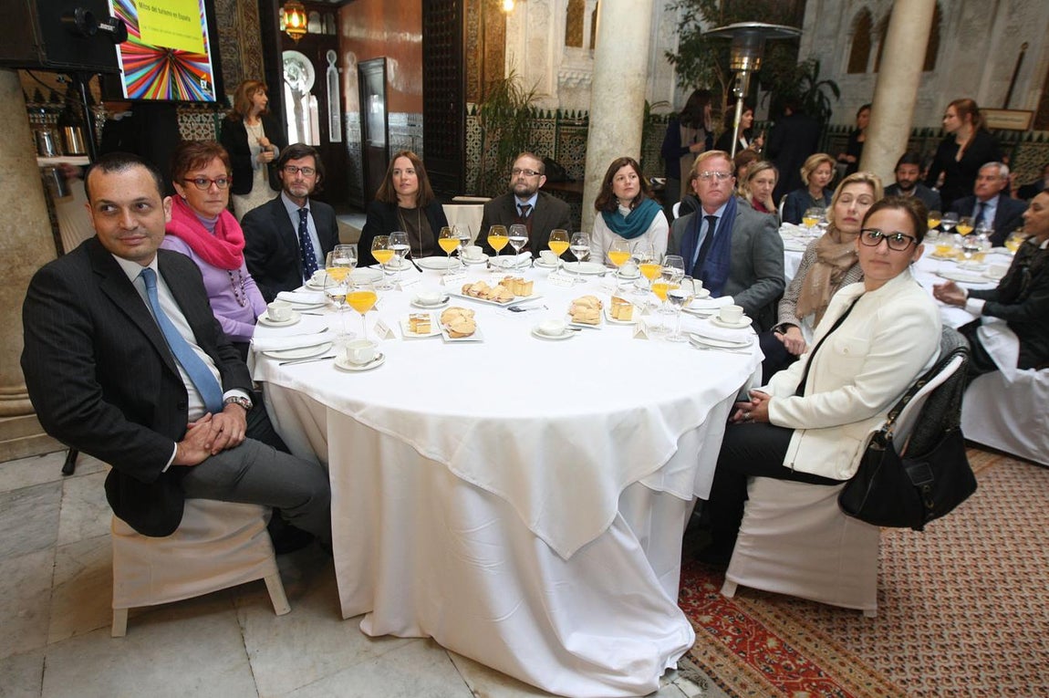 Iván Rodríguez, Yolanda Morales, Guillermo Silóniz, Ana Carrera, Rodrigo Valdecantos, Marta Parias, Stefaan de Clerck, Elena Crespo y Ana María González