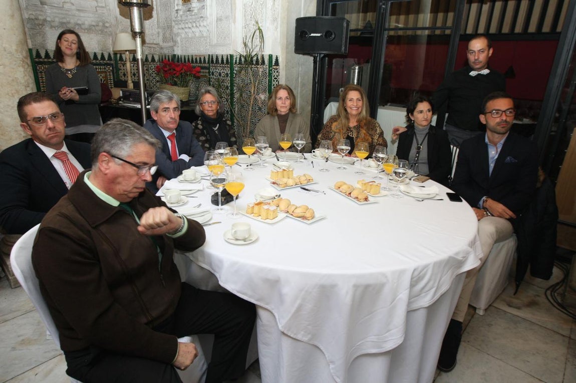José Luis Martel, Juan Antonio Catalán, Ignacio Estrella, Inmaculada Gutiérrez, Carmen Pries, Mª José Díaz, Amparo Bou y Manuel Álvarez.