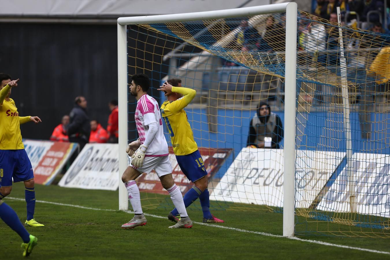 Cádiz C.F. - Mirandés (2-1)