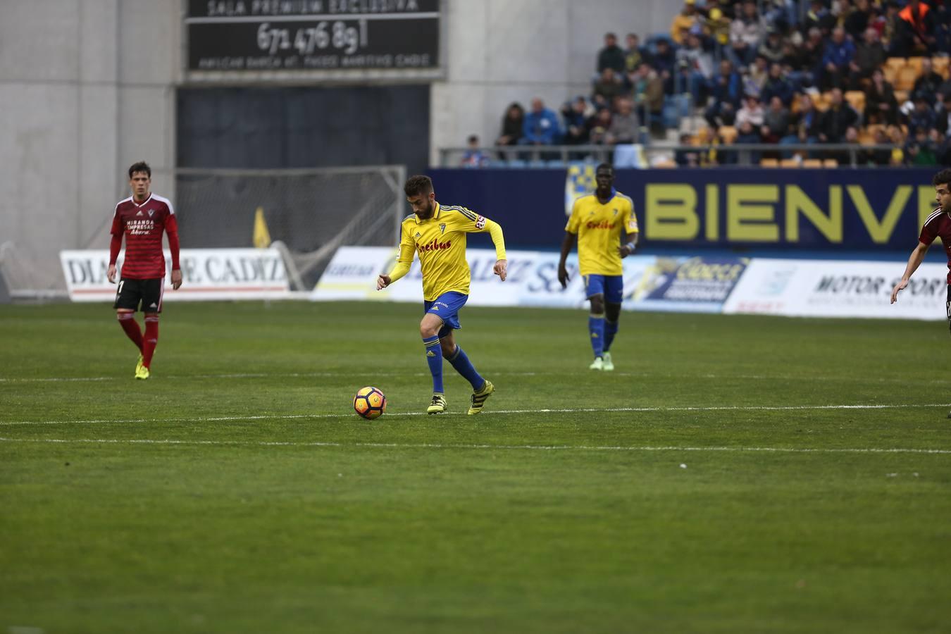 Cádiz C.F. - Mirandés (2-1)