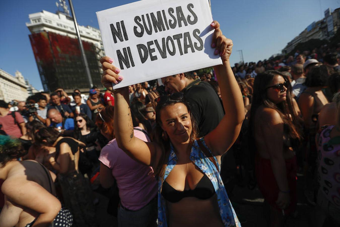 Argentina, a favor del «topless»